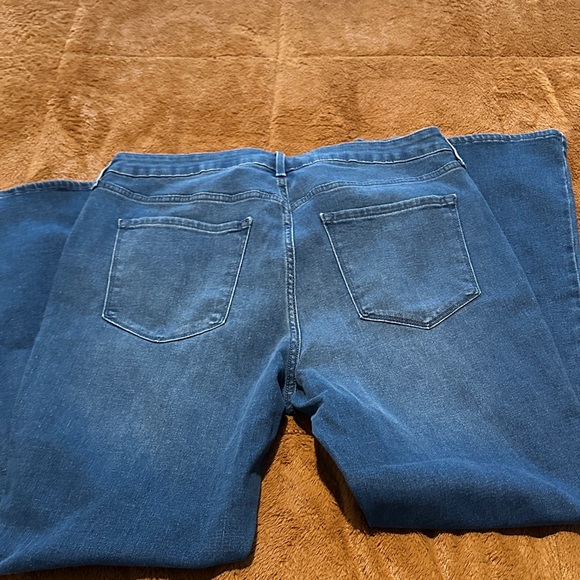 Women's Blue Flared Jeans - Picture 4 of 5